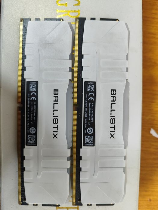 Оперативная память  Micron Ddr4