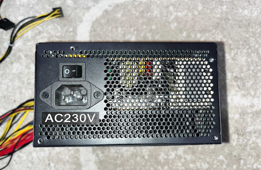 Блок питания Xilence Red Wings 400W