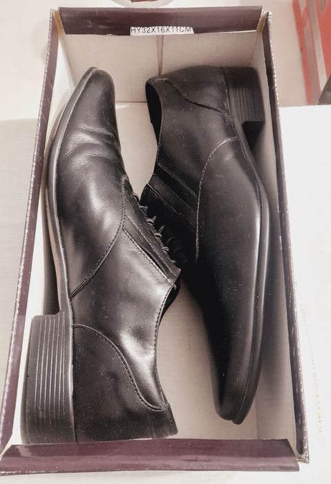 Обувки от естествена кожа спортно елегантни чисто нови с кутия