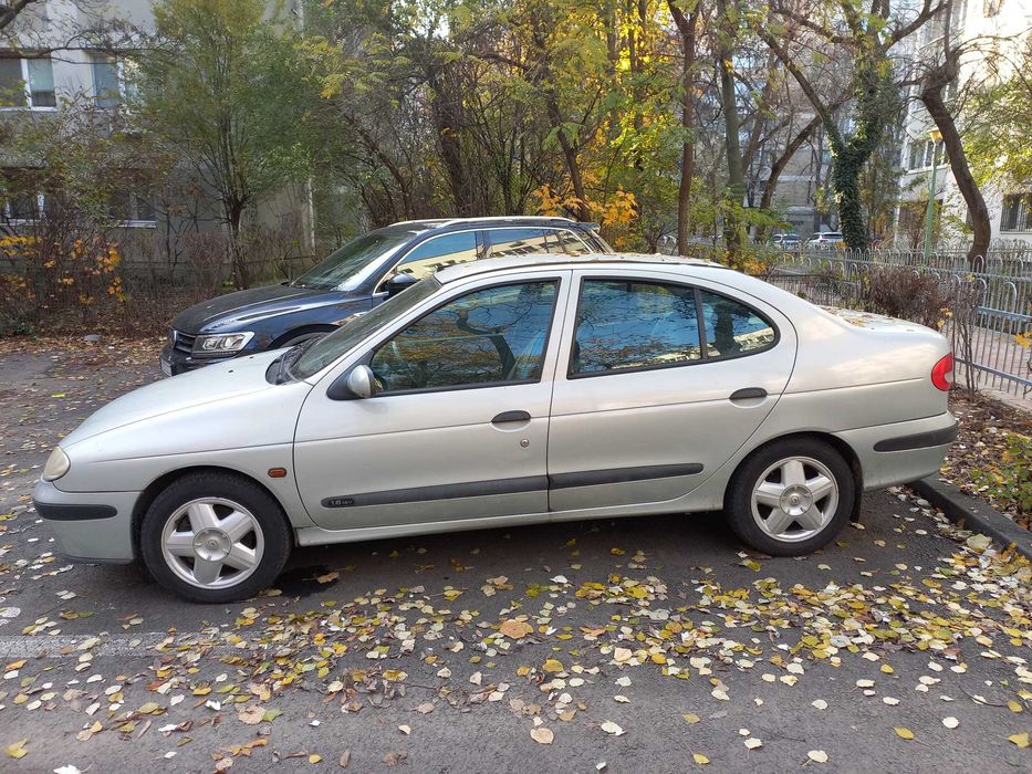 Renault Megane 1, 1.6 16v benzina, an 2001