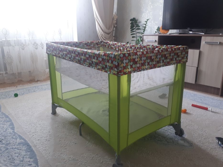 Продам манеж детский