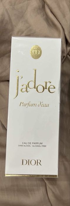 Продам оригинальный парфюм DIOR