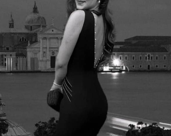 Rochie lunga tip sirena