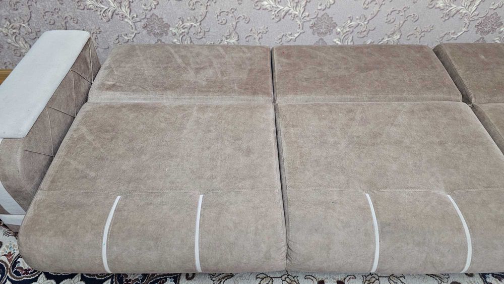 Мягкий диван  уголок