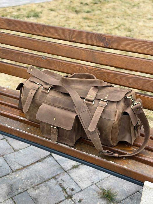 Geantă din piele naturală. Geantă de voiaj.