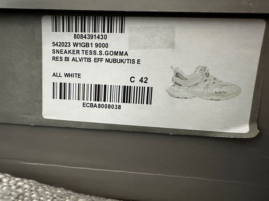 Balenciaga Track 42 Autentici