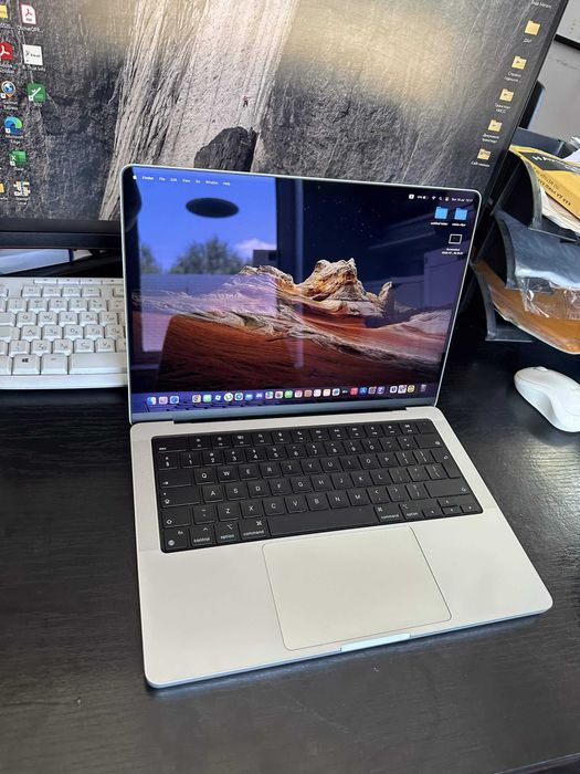 MacBook Pro 14 M1 silver, MDM, отличен, 16GB ram; 512GB SSD