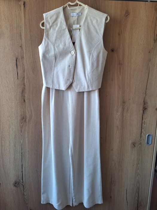 Нов ленен сет, бежов цвят