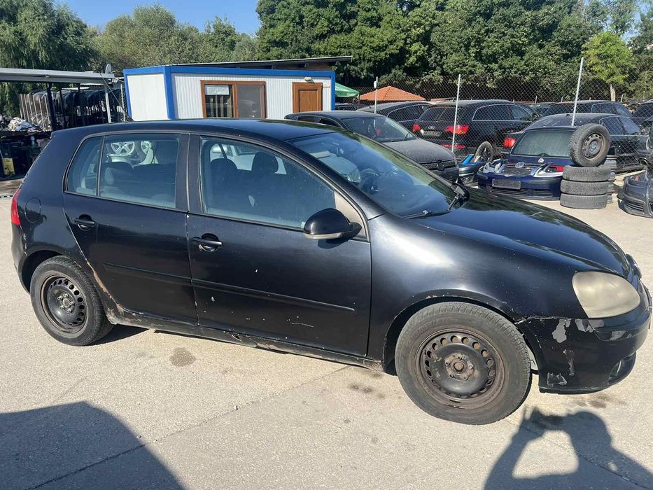 VW Golf 52006г код на мотора BXF