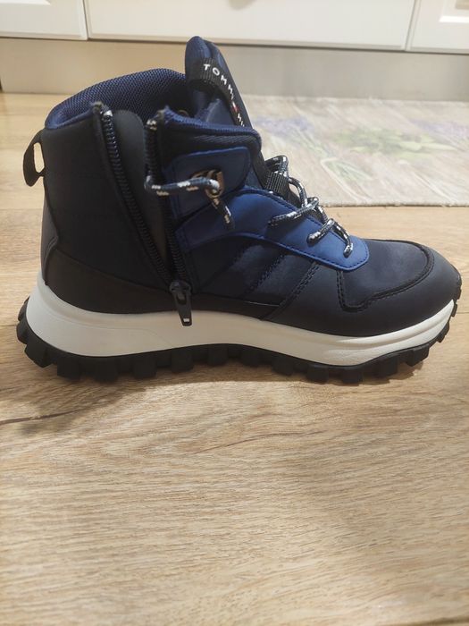 Vand ghete originale tomy hilflinger