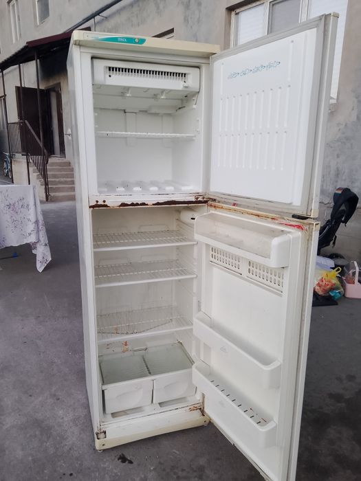 Продам холодилник