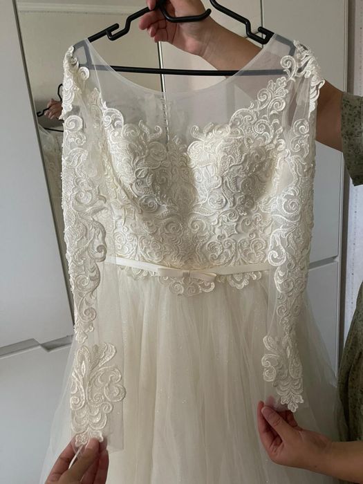 Свадебный платье