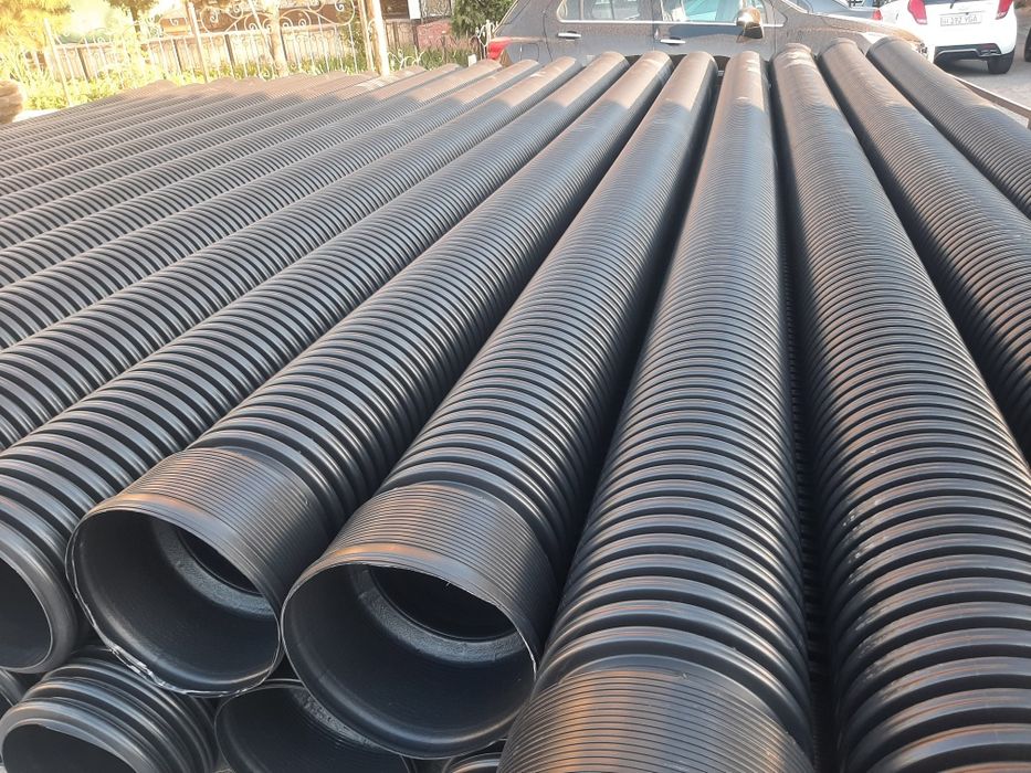 полиэтиленовый трубы и фитинги .гофрированная труба. гофра труба. ПВХ