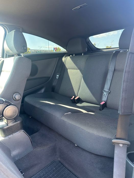 Vând Opel Astra H GTC 2007, 1.6 benzină 105 CP