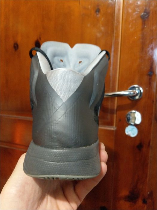 Резервирани.Nike Zoom 42,5нм. 27,0см.
