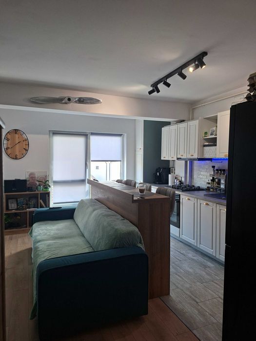 Apartament 2 camere , de vanzare , zonă centrală.