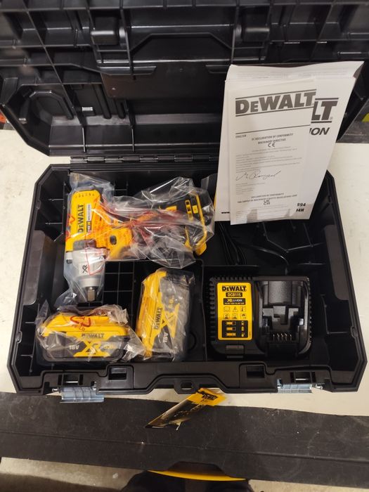 Топ цена акумулаторен Гайковерт Девалт DeWALT DCF894P2  комплект