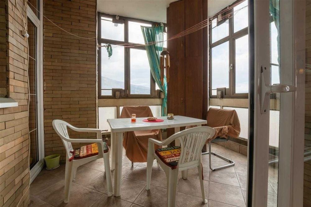 Дава се под наем Двустаен апартамент в Бургас, Лазур - 54 кв.м за 204 € - Снимка #5