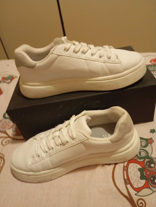 Adidași superbi Zara nr.35