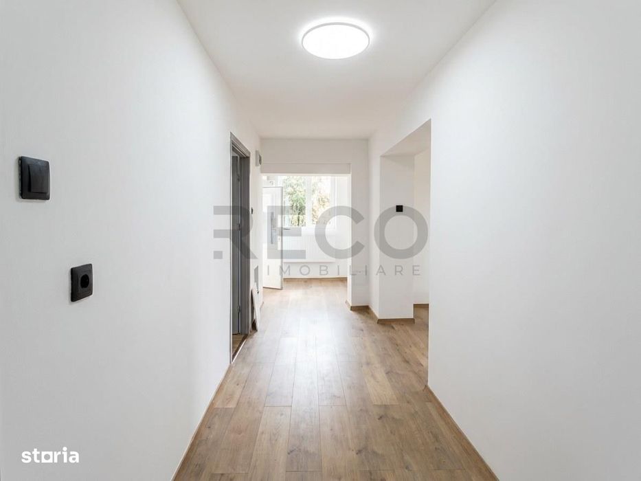 RECO Casa 4 camere, renovata complet, dublu front stradal