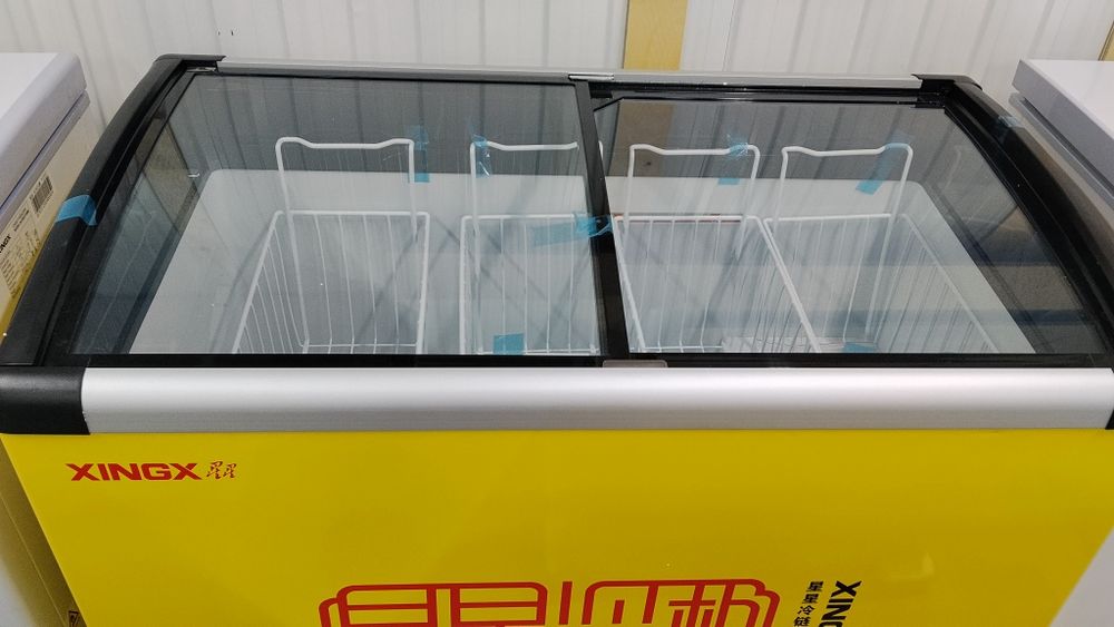 Овальный стекло морозильник