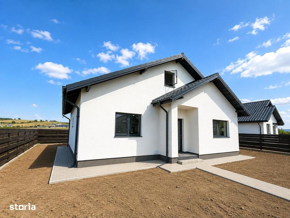 Casa 3 camere, 2 bai, FiNALIZATA, CANALIZARE Miroslava Ciurbesti