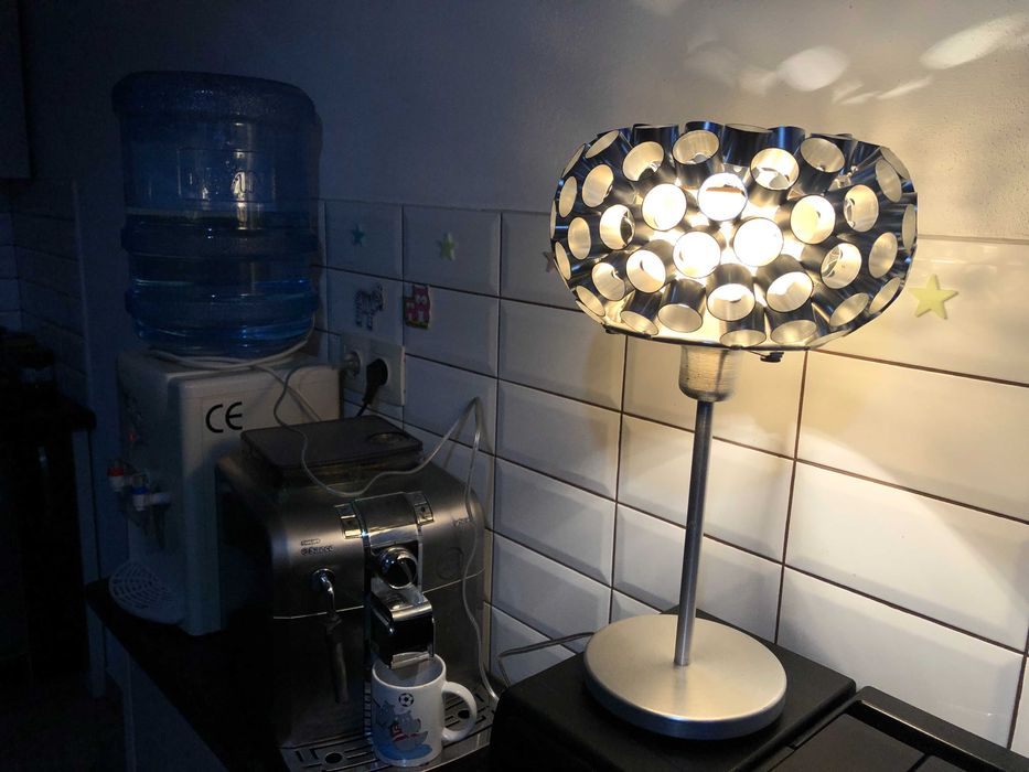 Настолна лампа и пендел EGLO