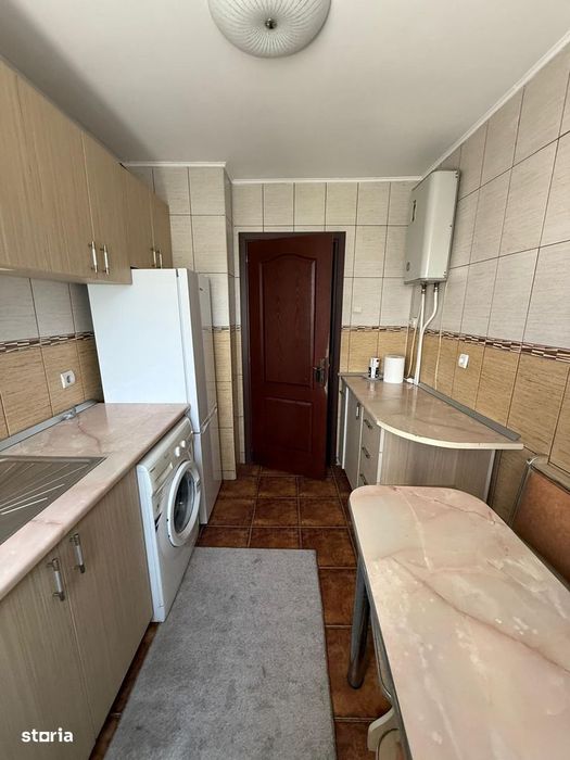 Apartament cu 2 camere semidecomandate, Centru