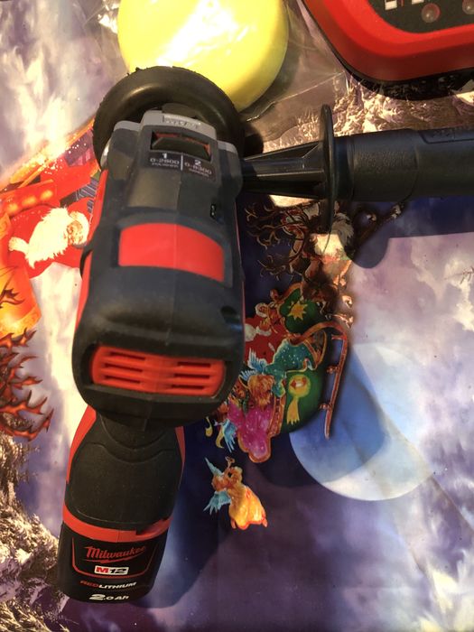 Полирмашина milwaukee M12 BPS