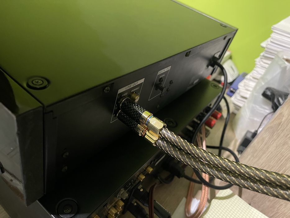 CD плеер SONY CDP-555ESA