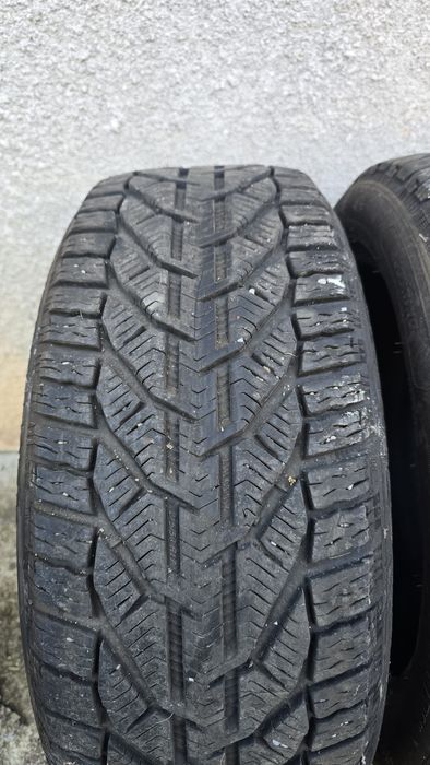 Anvelope 215 50 17 de iarna