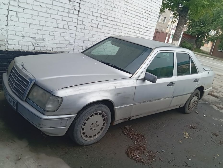 Продам машину Мерседес