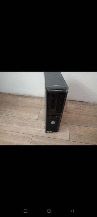 Vând sau schimb unitate Dell și tastatura prin bluetooth