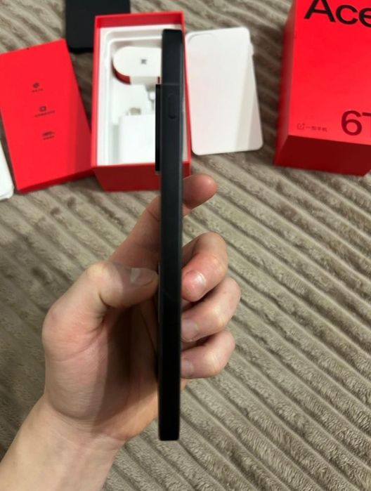 Oneplus Ace 6t 16/256