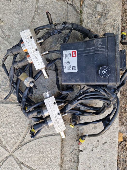 Газов инжекцион, марка BRC, смъкнато от Субару Форестер