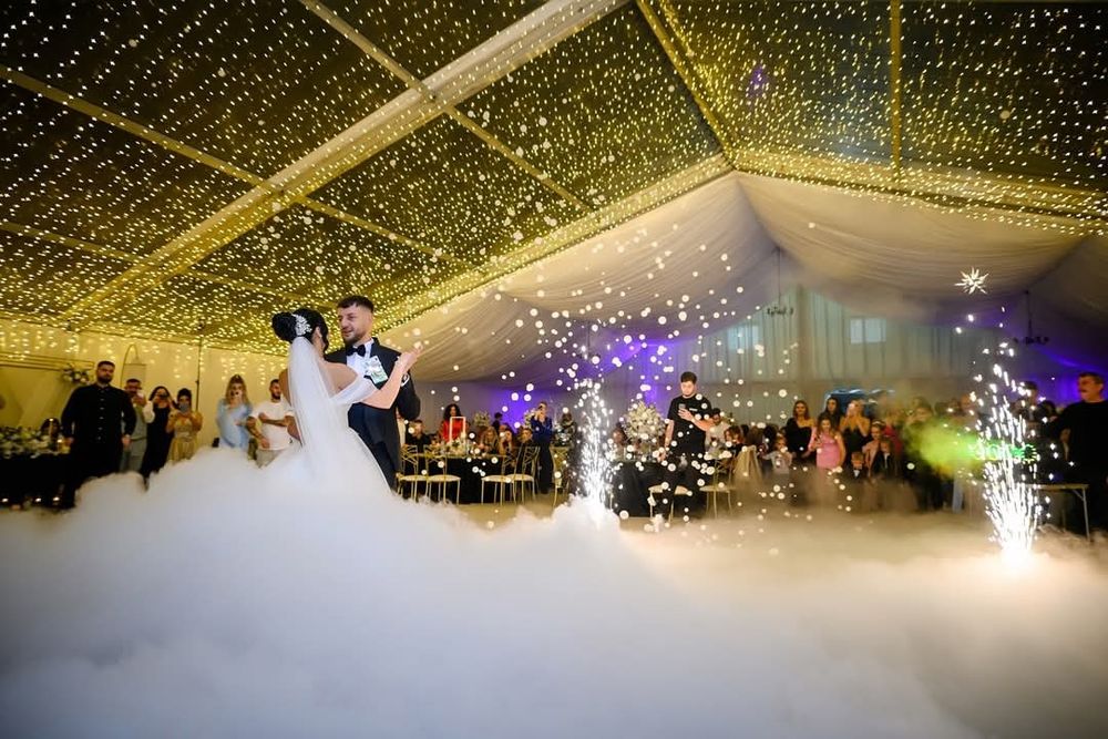 Fum greu / artificii / baloane cu fum / cabina foto / nunta / botez