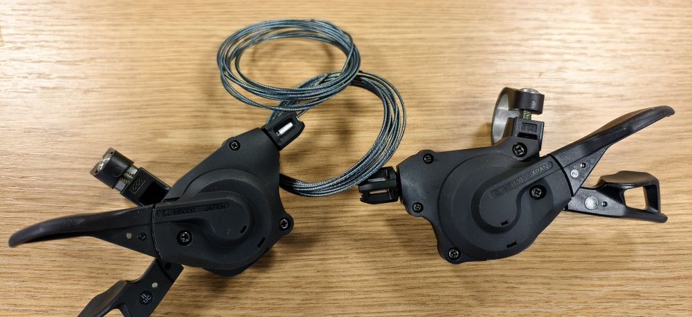 Команди: Shimano DEORE SL-M6000/5130 - 2/3 Х 10 СКОРОСТИ /КОМПЛЕКТ/