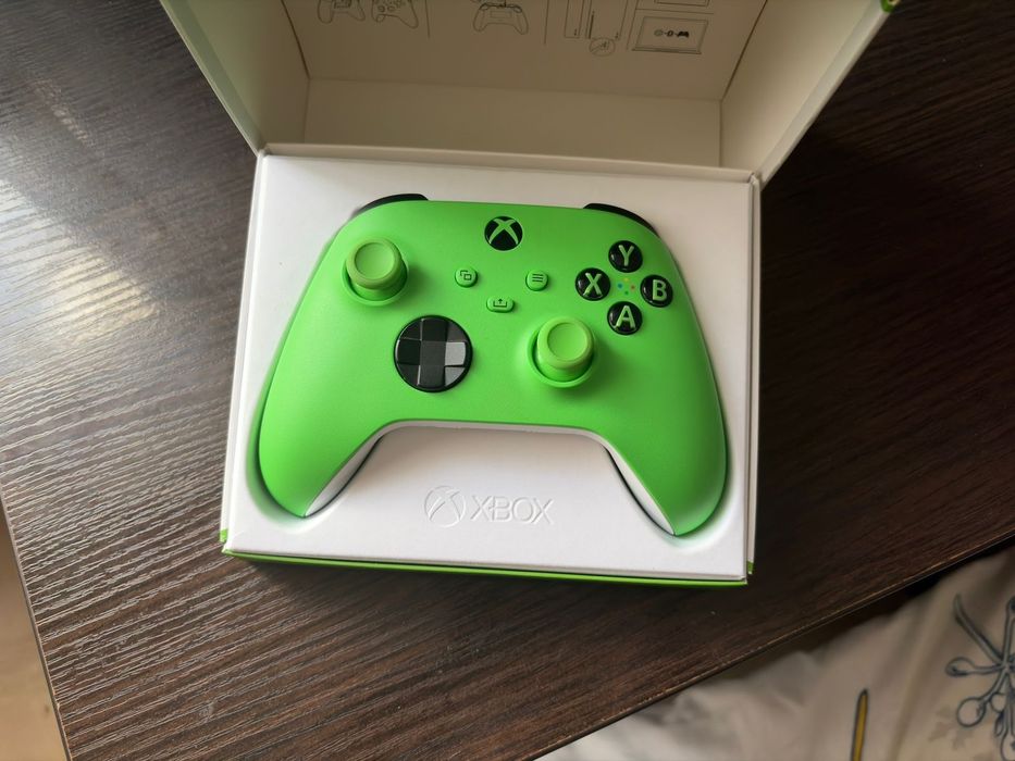 Продаю геймпад Xbox Series X/S