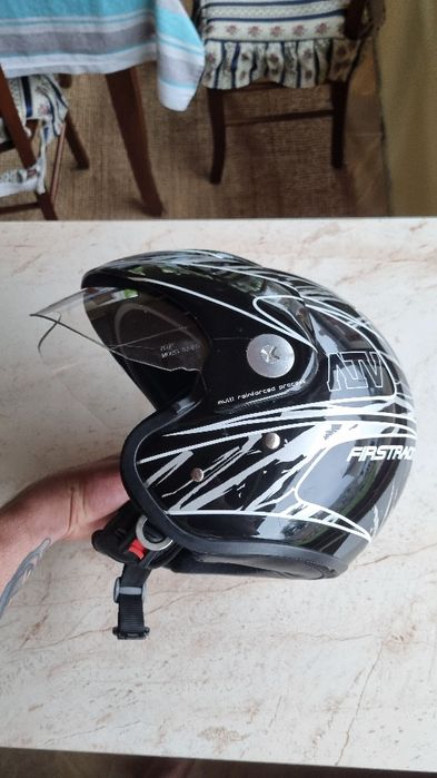 Каска любителска