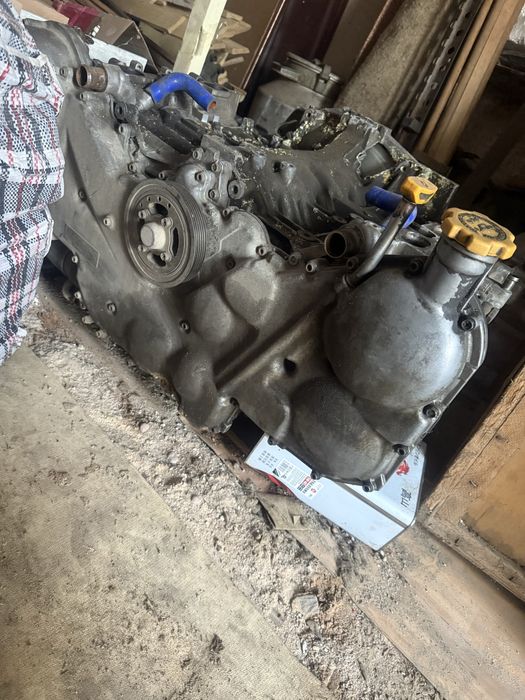 Продам двигатель субару EZ30 , 3 л , на разбор