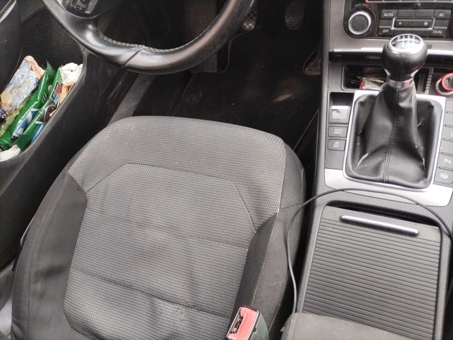 VOLKSWAGEN Passat 2012 — imagine 4
