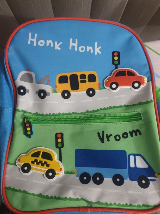 NEXT: Многоцветна детска раница за градина или пътуване с превозни сре