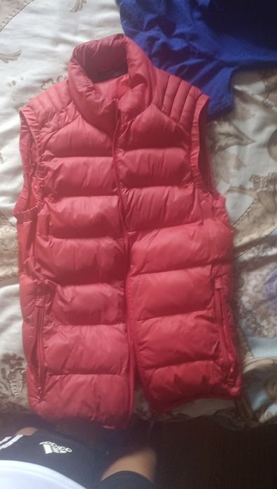 Tricou calvin klein și vesta berska rosie