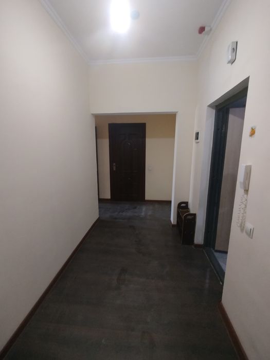 Arenda Sergele 9 xudud Navostroyka 2/10/16 300y.e oilaga beriladi