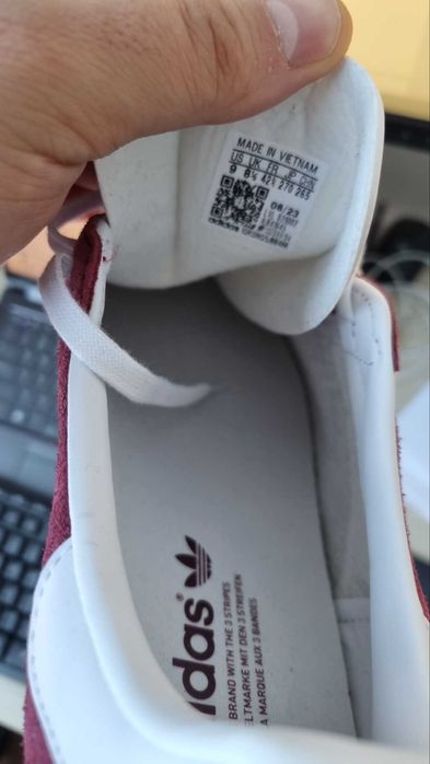 Adidas Gazelle - чисто нови, с етикети