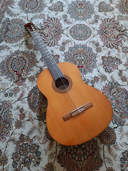 Fender CG-7 гитара классическая