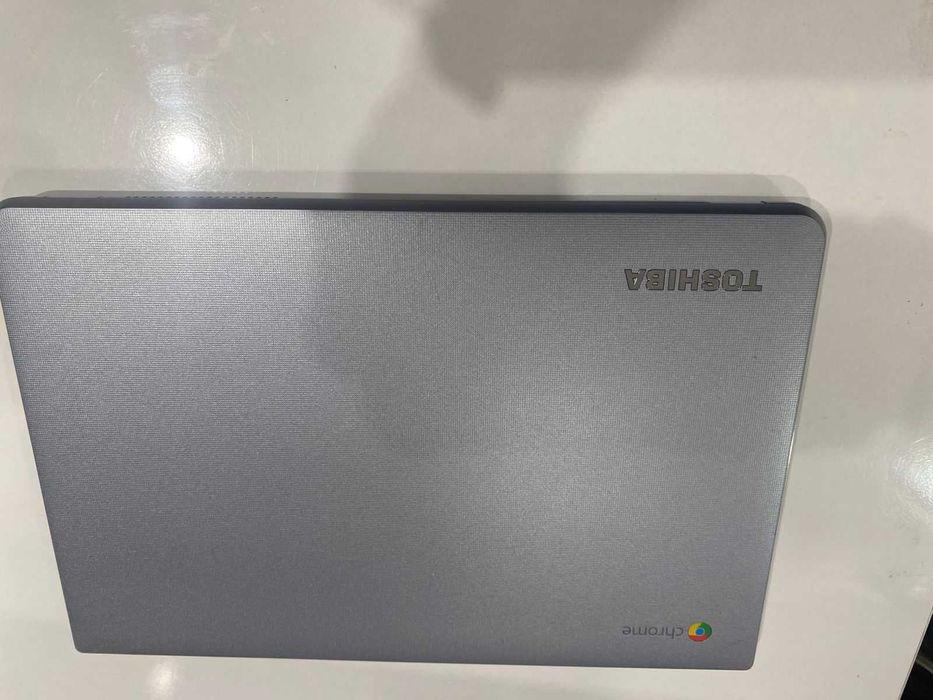 Chromebook Toshiba 13.3" CB35 C3300