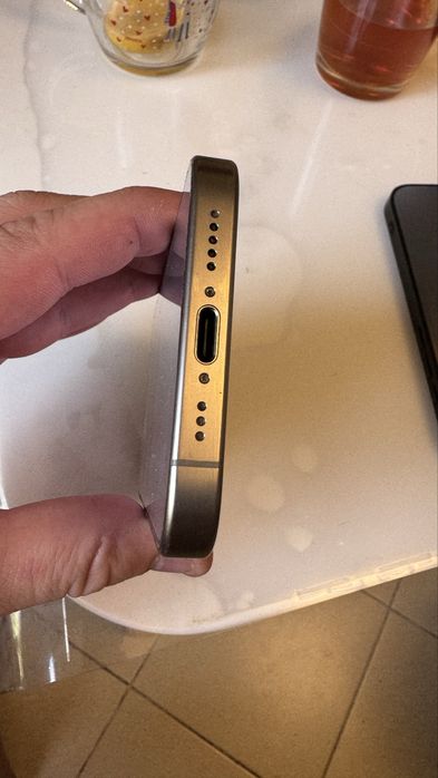 Iphone 15 PRO Titanium