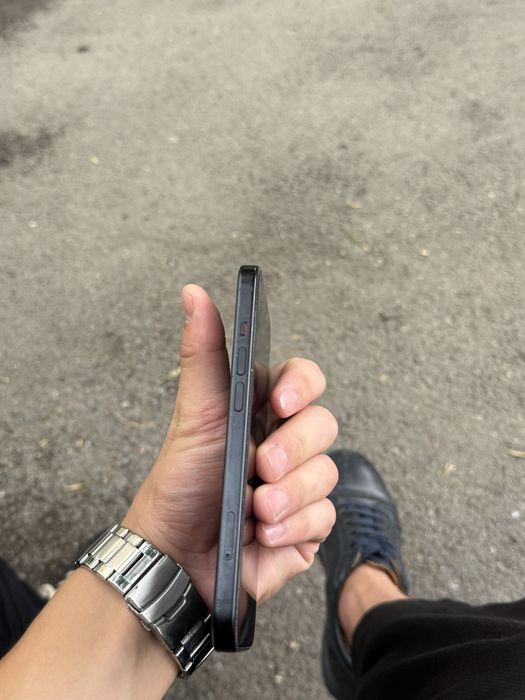 Срочная продажа Iphone 15