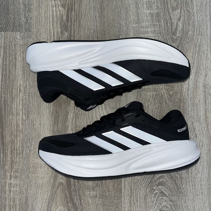 Кроссовки Adidas Response 2